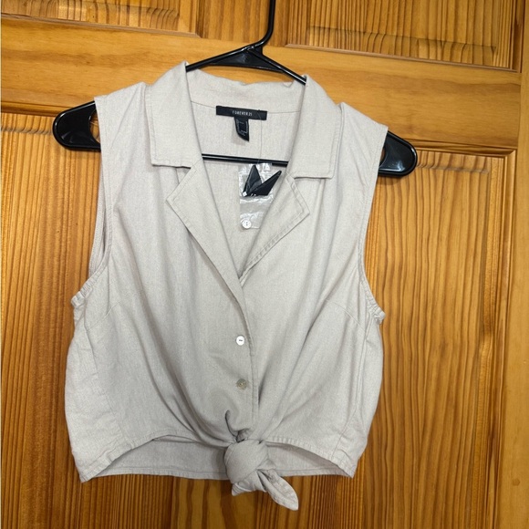NWT Adorable forever 21  sleeveless collared
Button down summer beige linen crop - Picture 1 of 6